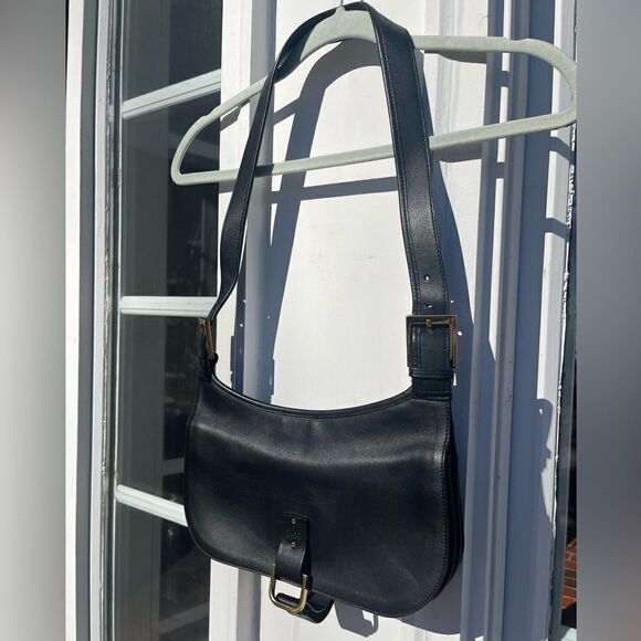 Gucci Leather Shoulder Bag - Picture 16 of 16